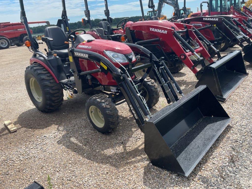 2025 YANMAR SA425 TRACTOR WITH LOADER