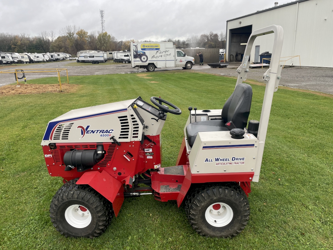 2017 VENTRAC 4500P ARTICULATING COMPACT TRACTOR