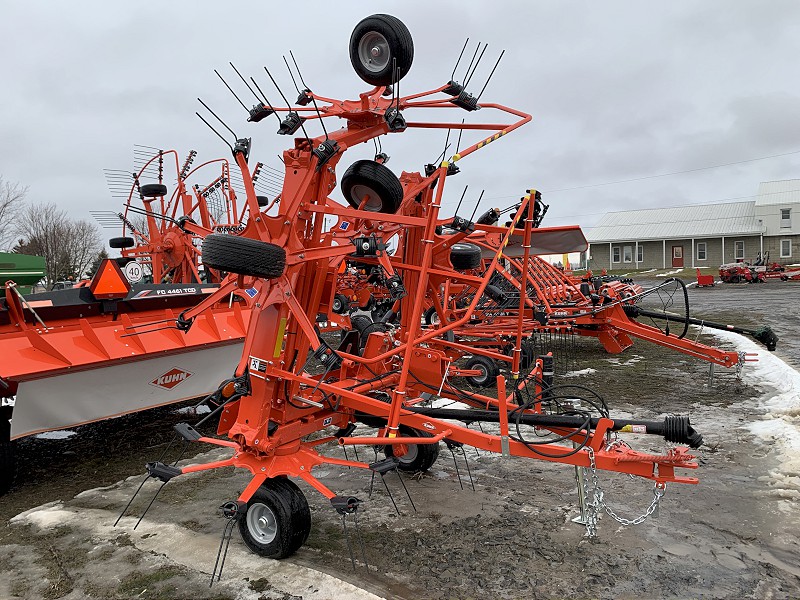 2025 KUHN GF 7803 THA HAY TEDDER