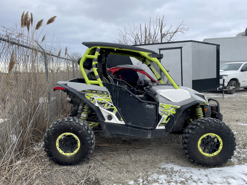 ATV & Utility Vehicles  2015 CAN-AM MAVERICK XDS TURBO SIDE-BY-SIDE Photo