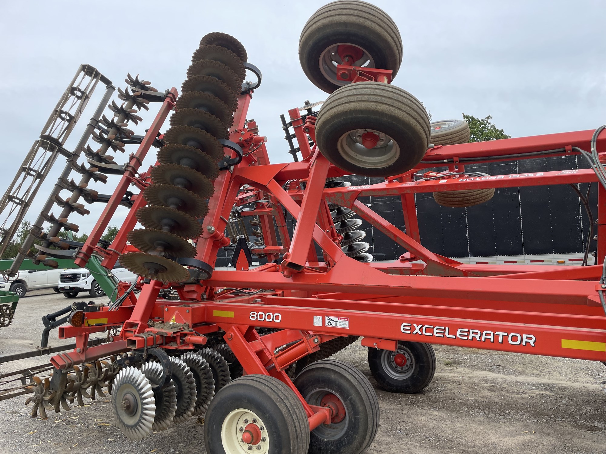 2016 KUHN EXCELERATOR 8000-30 VERTICAL TILLAGE