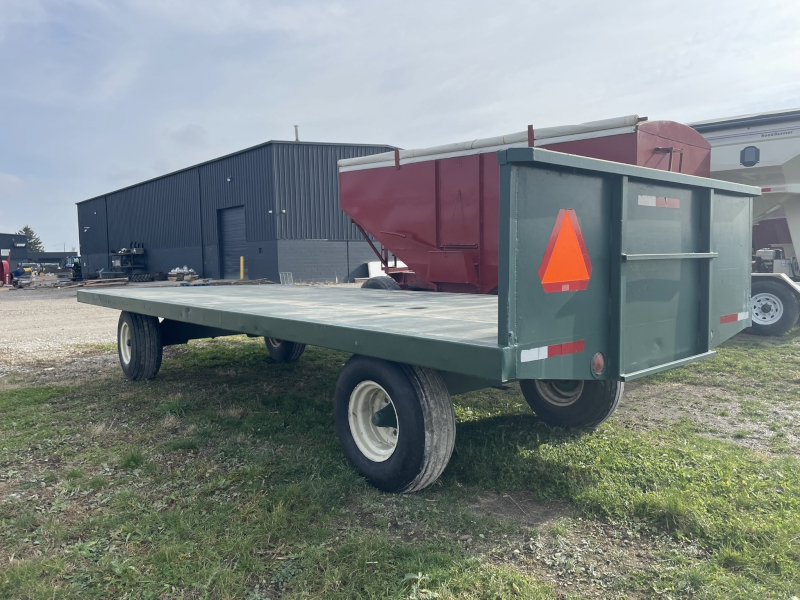 1997 FLAT RACK BALE WAGON