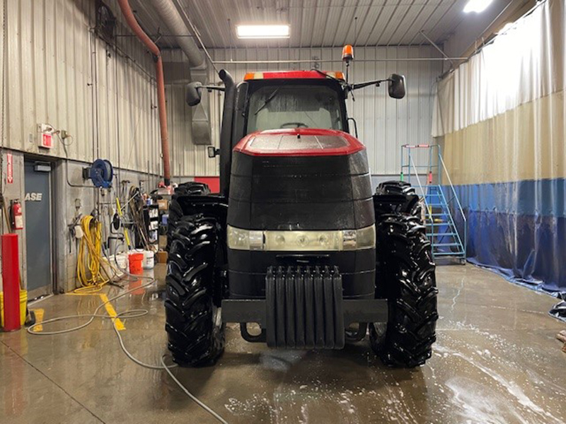 2012 CASE IH MAGNUM 235 TRACTOR