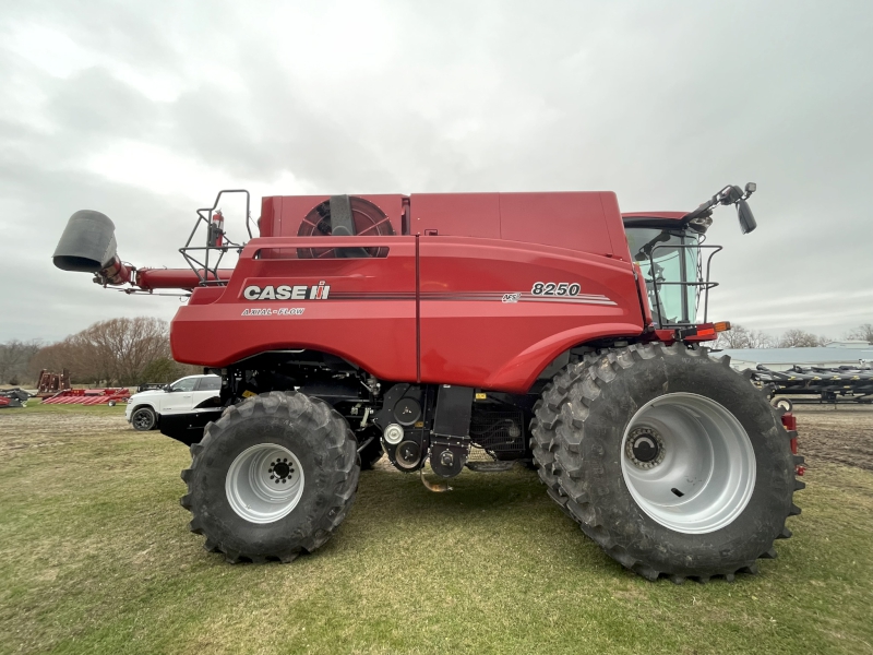 2024 CASE IH 8250 AXIAL FLOW COMBINE