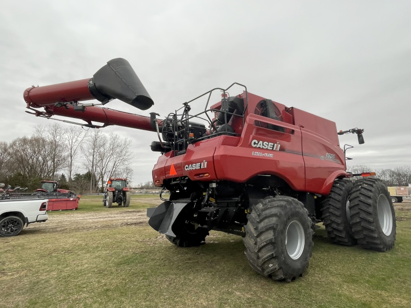 2024 CASE IH 8250 AXIAL FLOW COMBINE