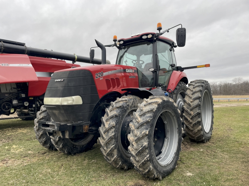 2015 CASE IH MAGNUM 220***12 MONTH INTEREST WAIVER***