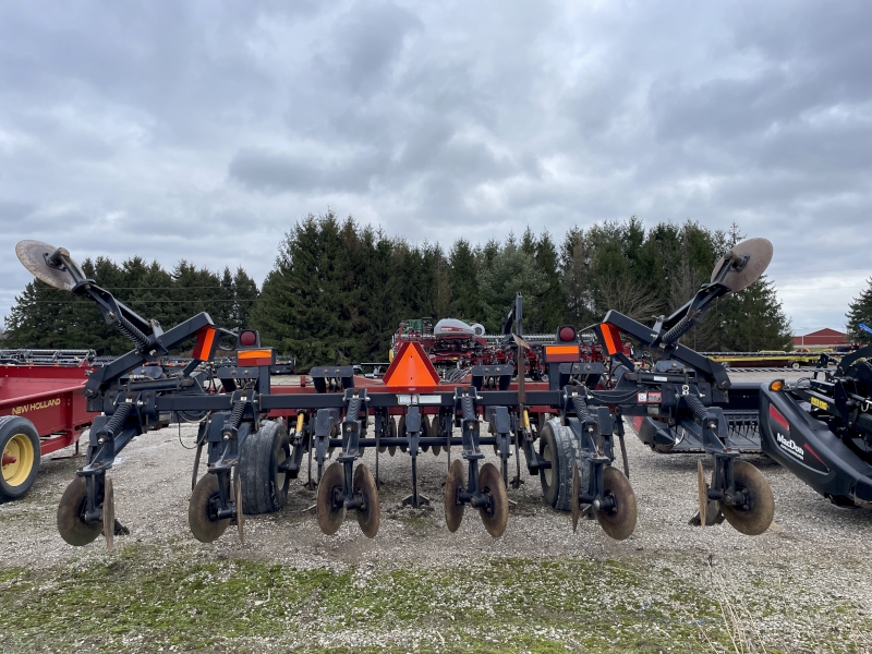 2000 CASE IH 730B DISC RIPPER