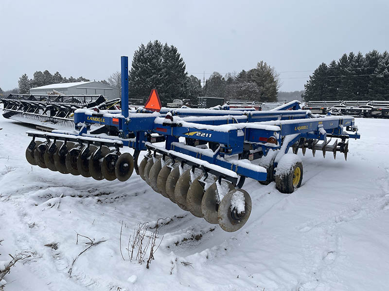 2014 LANDOLL 2211-09 CHISEL PLOW