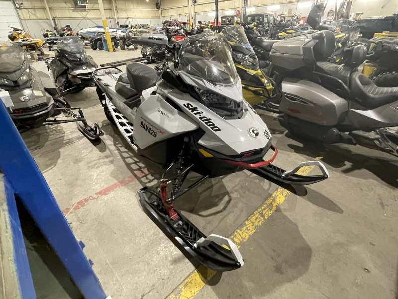 2023 SKI-DOO BACKCOUNTRY X 850 E-TEC SNOWMOBILE