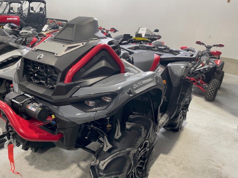 2025 CAN-AM OUTLANDER XMR 850 ATV