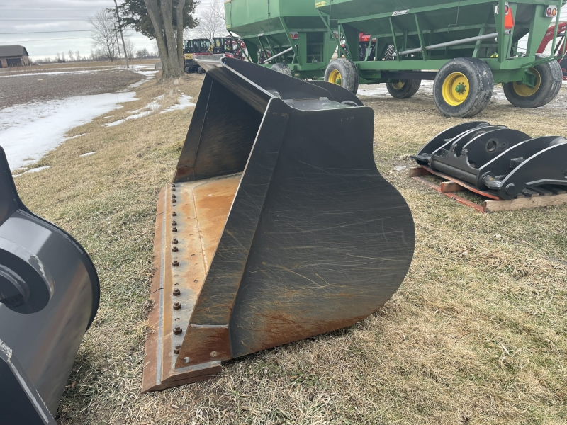 2024 CASE GENERAL PURPOSE WHEEL LOADER BUCKET