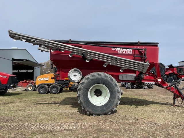 2016 SALFORD 8600 VALMAR APPLICATOR