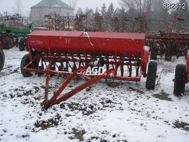 Planting  Massey Ferguson 33 Drill Photo