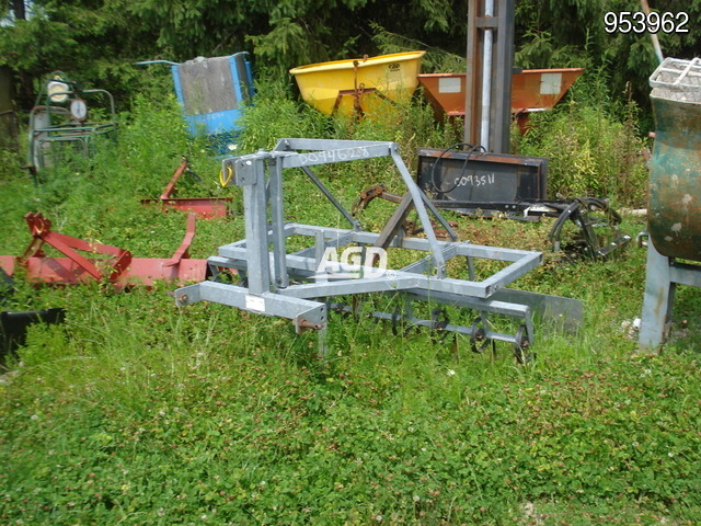 Attachments  Grader Photo