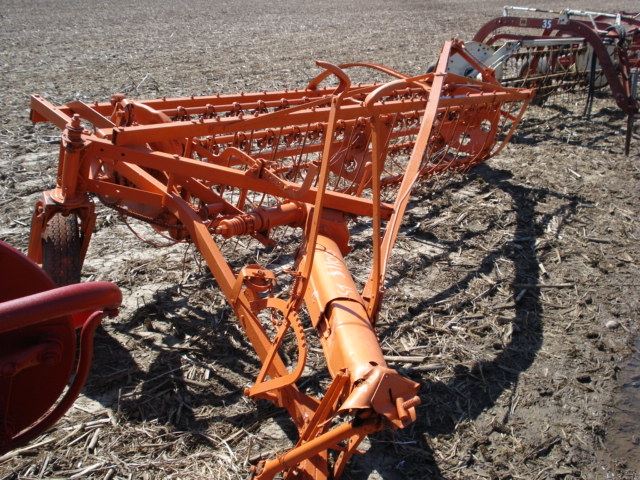 Hay/Forage/Livestock  Allis Chalmers Bar Rake Photo