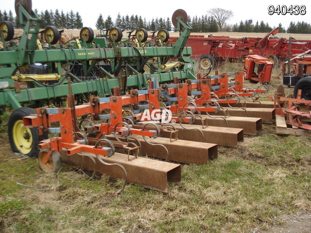 Tillage - Cultivators  Turnco Row Crop Cultivator Photo