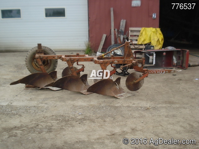 Tillage - Plows  Allis Chalmers Plow Photo