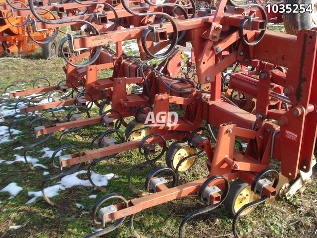 Tillage - Cultivators  8 Row Crop Cultivator Photo