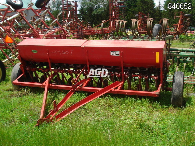 Planting  Massey Ferguson 33 Drill Photo