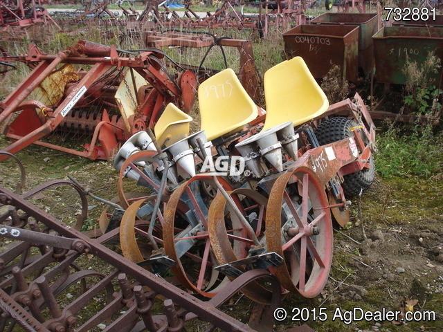 Planting  CARASOUL Planter Photo