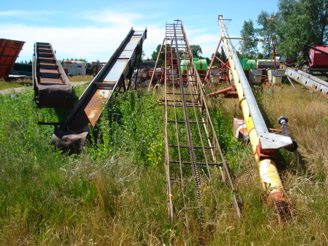 Hay/Forage/Livestock  Bale Elevator Photo