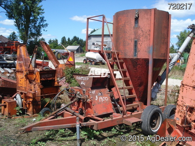 Hay/Forage/Livestock  Reist Mixer Roller Mill Photo