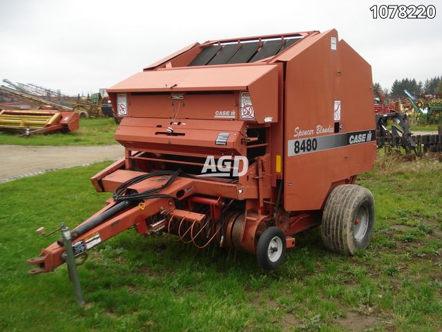 Case IH 8480 Round Baler