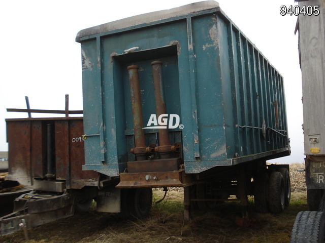 Miscellaneous  Trailer - End Dump Photo