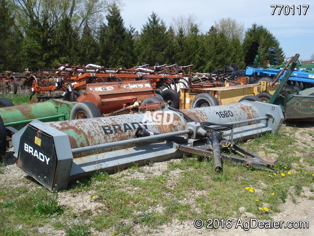 Harvesting Equipment  Brady Crop Chopper Photo