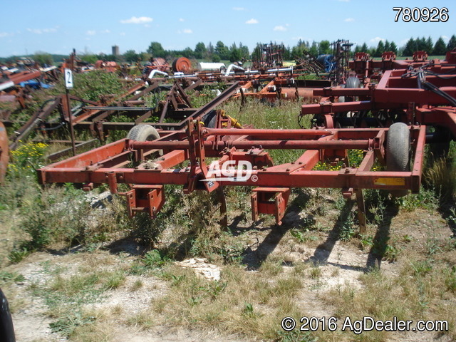 Massey Ferguson Chisel Plow