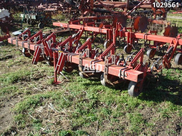 Tillage - Cultivators  Kongskilde 6 ROW Row Crop Cultivator Photo