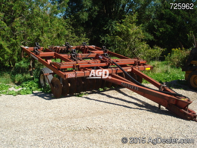 Tillage - Discs  Kewanee Chisel Disc Photo