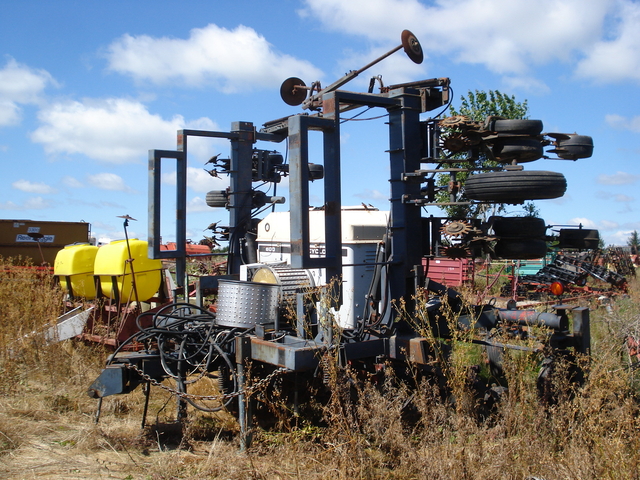 Planting  International Harvester 800 Planter Photo