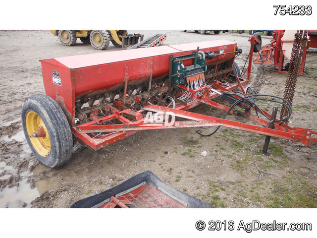 Planting  Massey Ferguson 43 Drill Photo