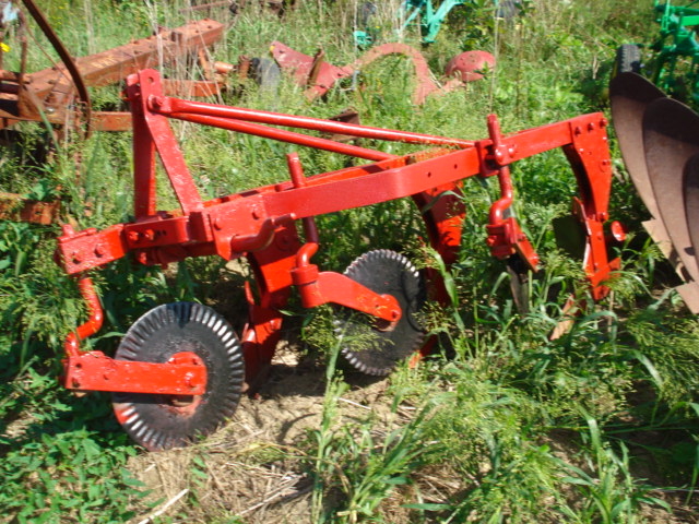 Tillage - Plows  International Plow Photo