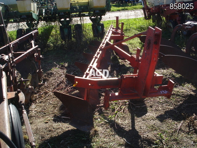 Tillage - Plows  Plow Photo