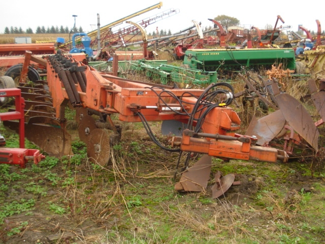 Tillage - Plows  Salford Plow Photo