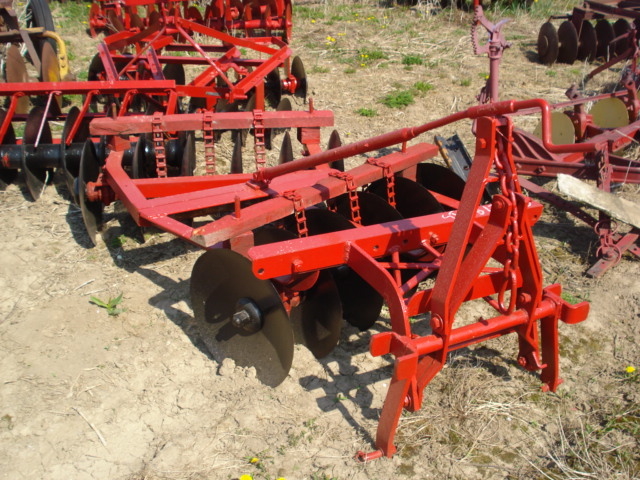 Tillage - Discs  Disc Photo