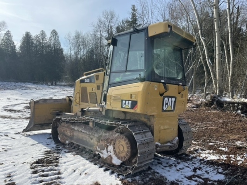 Landscape & Construction  We Finance All Types of Credit - 2014 CAT D4K2 XL Bulldozer Photo