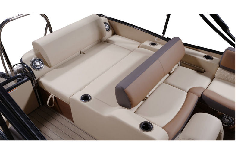 Boats  2024 Legend V-Series Dual Lounge 27 SPORT PRO Photo