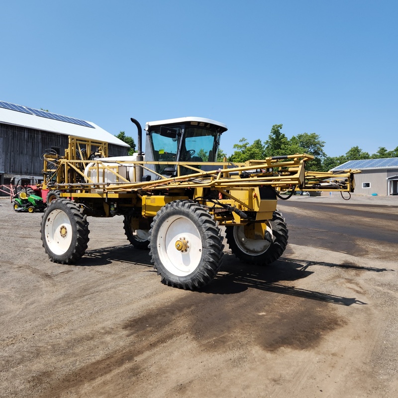 Ag Chem Rogator 854 Sprayer