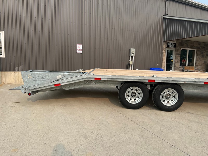 Equipment Haulers  Duratrail 25’ Deckover Float with Winch Photo