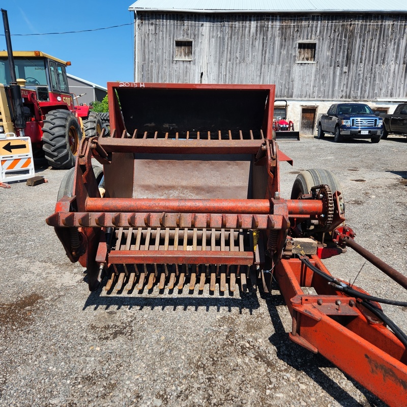 Rock Pickers and Rock Rakes  Leon 6800 Rock Picker Photo