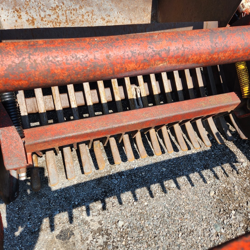 Rock Pickers and Rock Rakes  Leon 6800 Rock Picker Photo