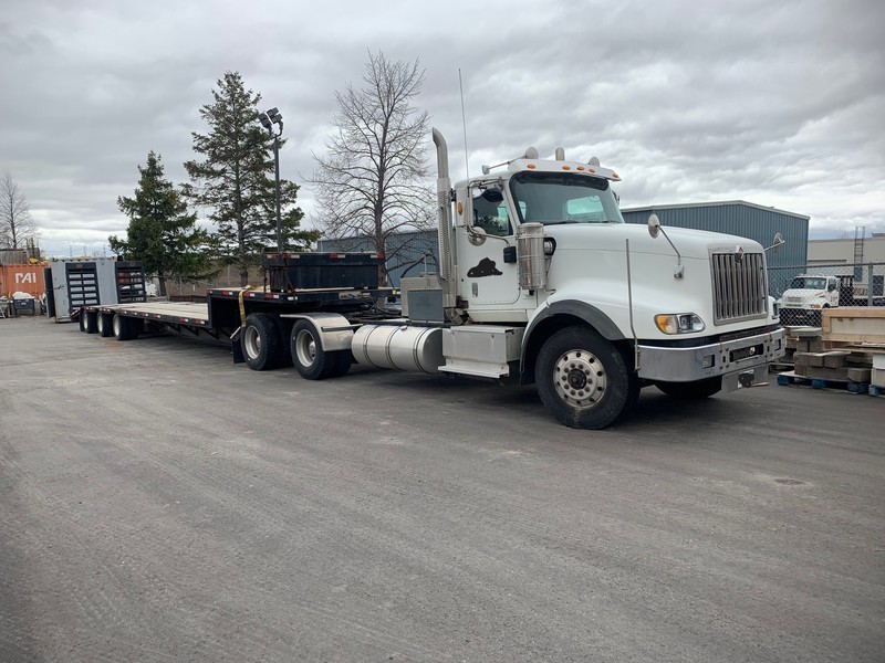 Landscape & Construction  2016 International 5900 Day Cab with 53ft Step Deck Trailer Photo