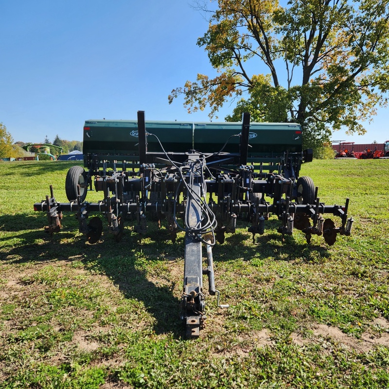 Planting Equipment  Marliss 15' No-Till Drill  Photo