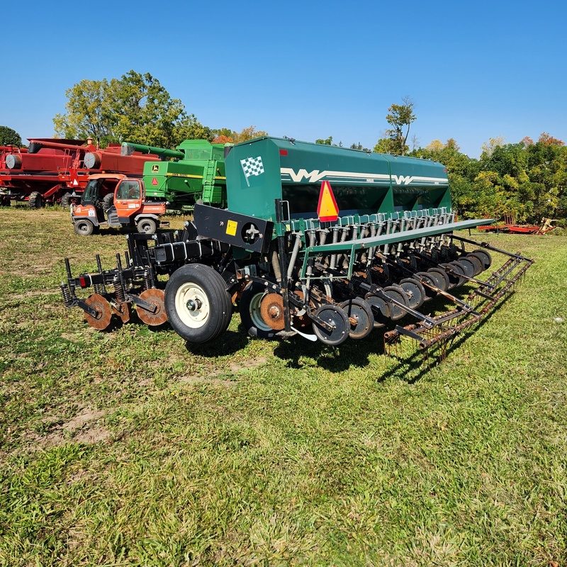 Planting Equipment  Marliss 15' No-Till Drill  Photo