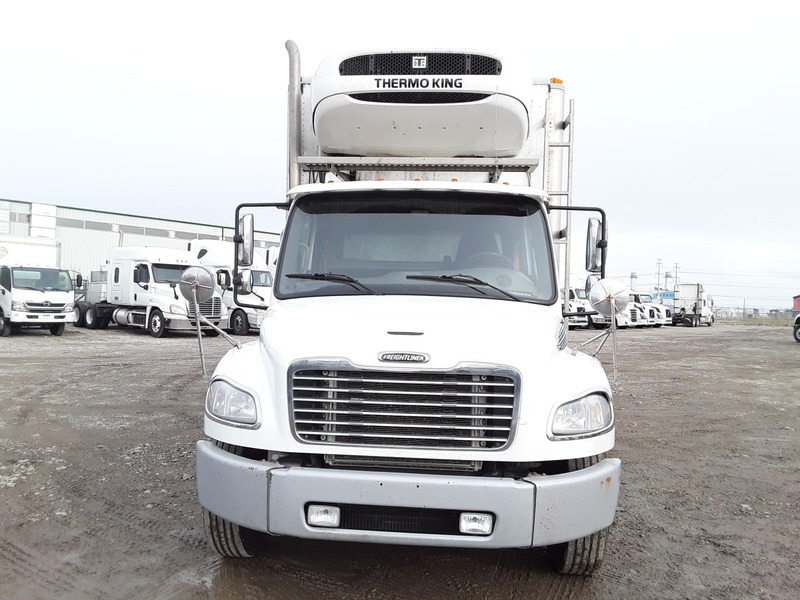 Transportation/Trucks  2018 Freightliner/Mercedes M2 106 Box Truck Photo