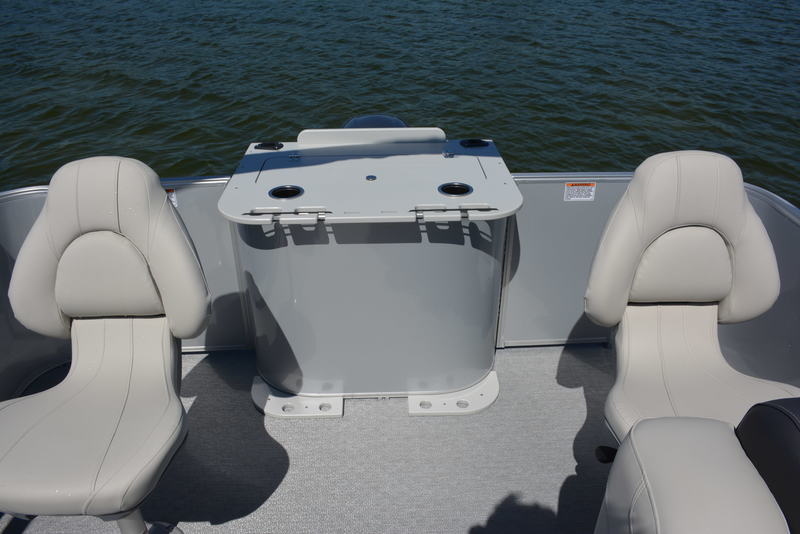 Boats  2024 Sylvan Mirage 820 Party Fish w Yamaha T60 High Thrust Photo