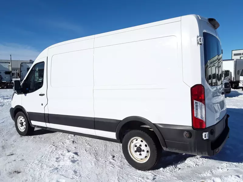 Heavy Equipment & Accessories  2019 Ford TRANSIT 250 Photo